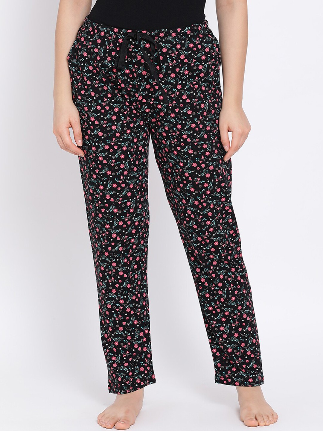 

Kanvin Women Black Printed Lounge Pants