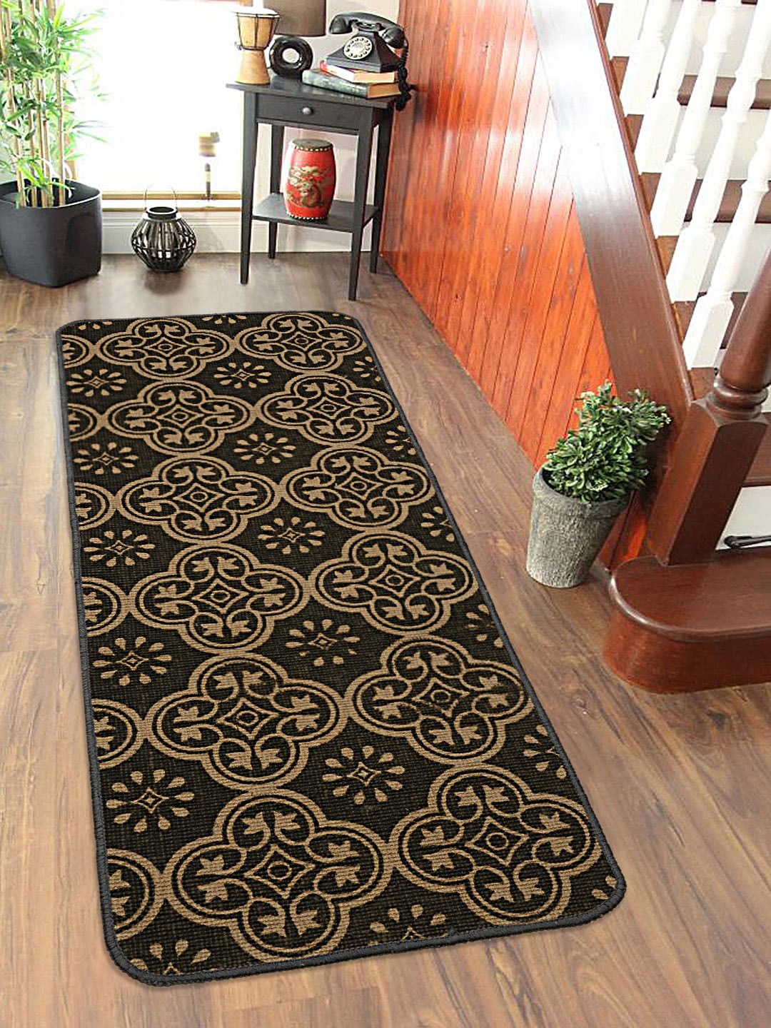 

Saral Home Unisex Grey & Brown Printed Floor Runners