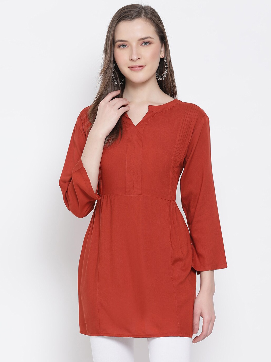 

Oxolloxo Women Maroon Solid Tunics