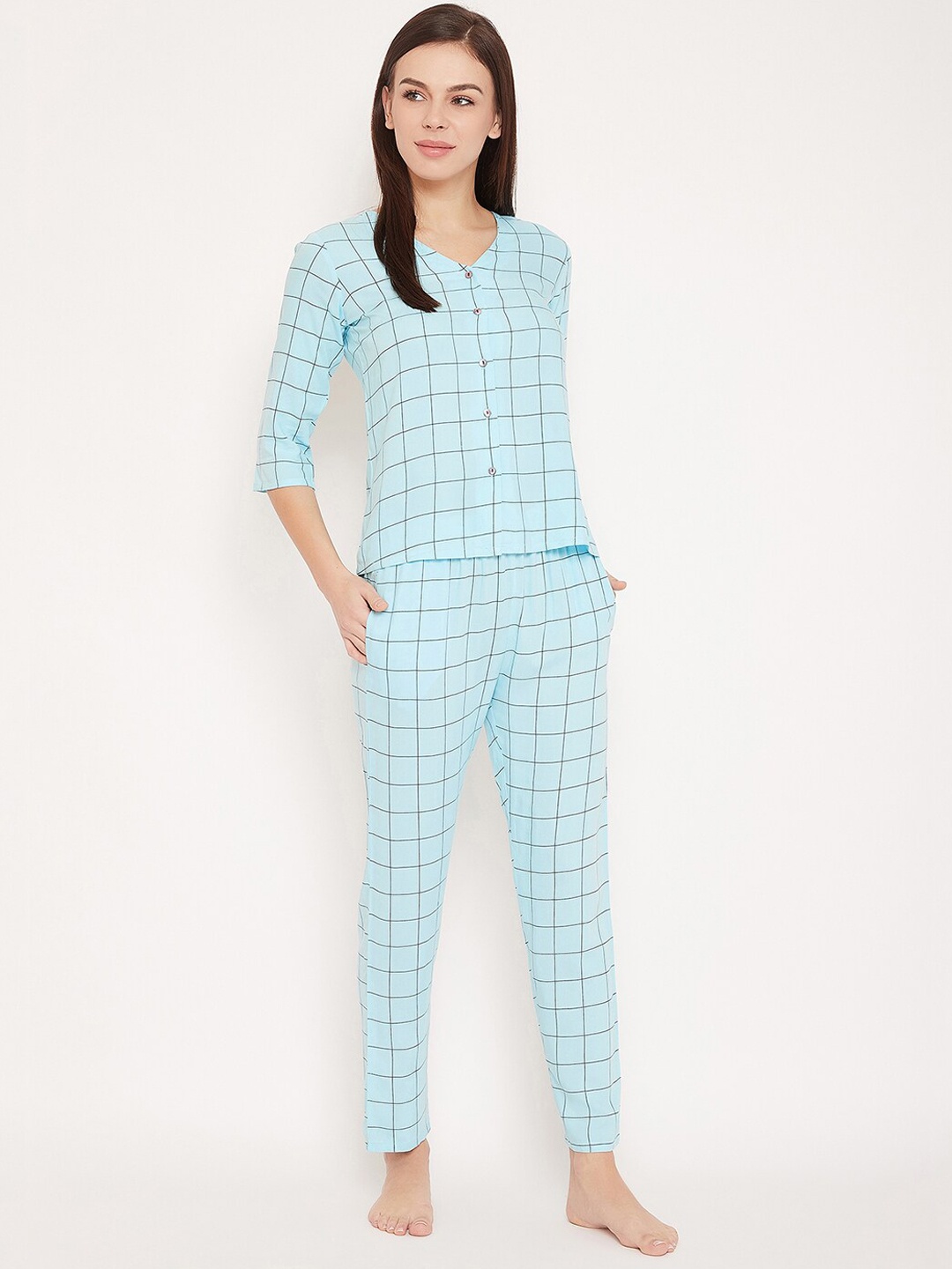 

Clovia Women Blue & Black Checked Night Suit
