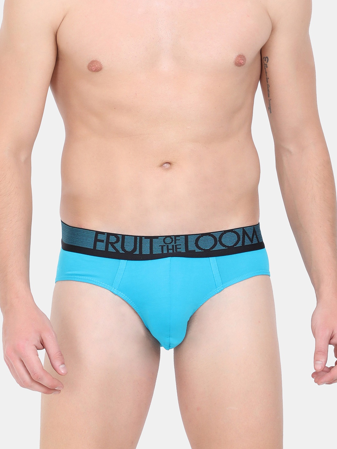 

Fruit of the loom Men Blue Solid Basic Briefs MHB08-A1S3