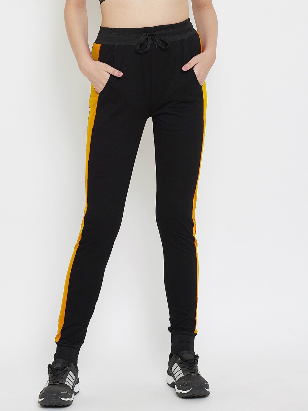 

Crease & Clips Women Black & Yellow Solid Slim Fit Joggers