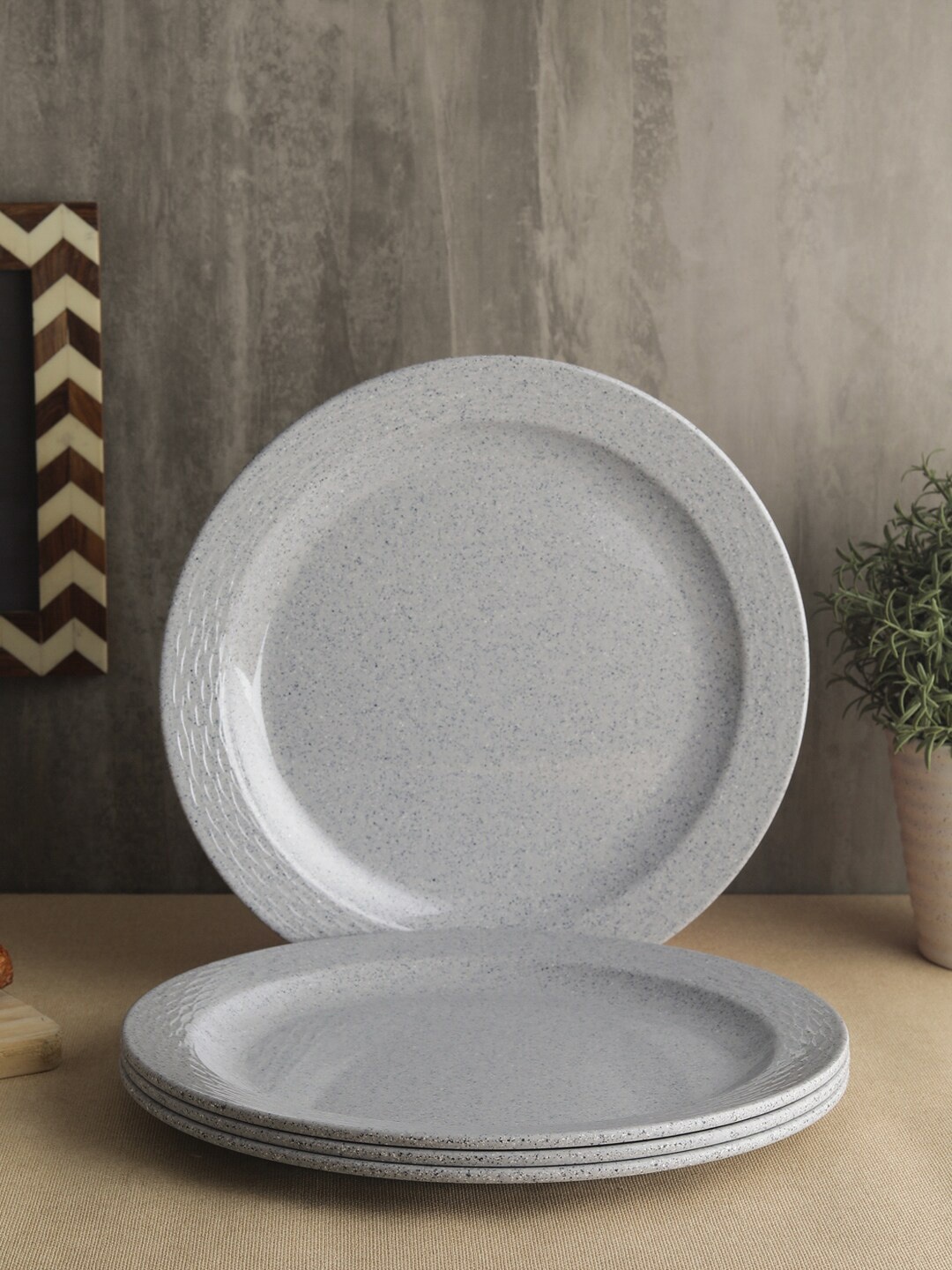 

Servewell Grey Printed Set of 4 Dinner Plates