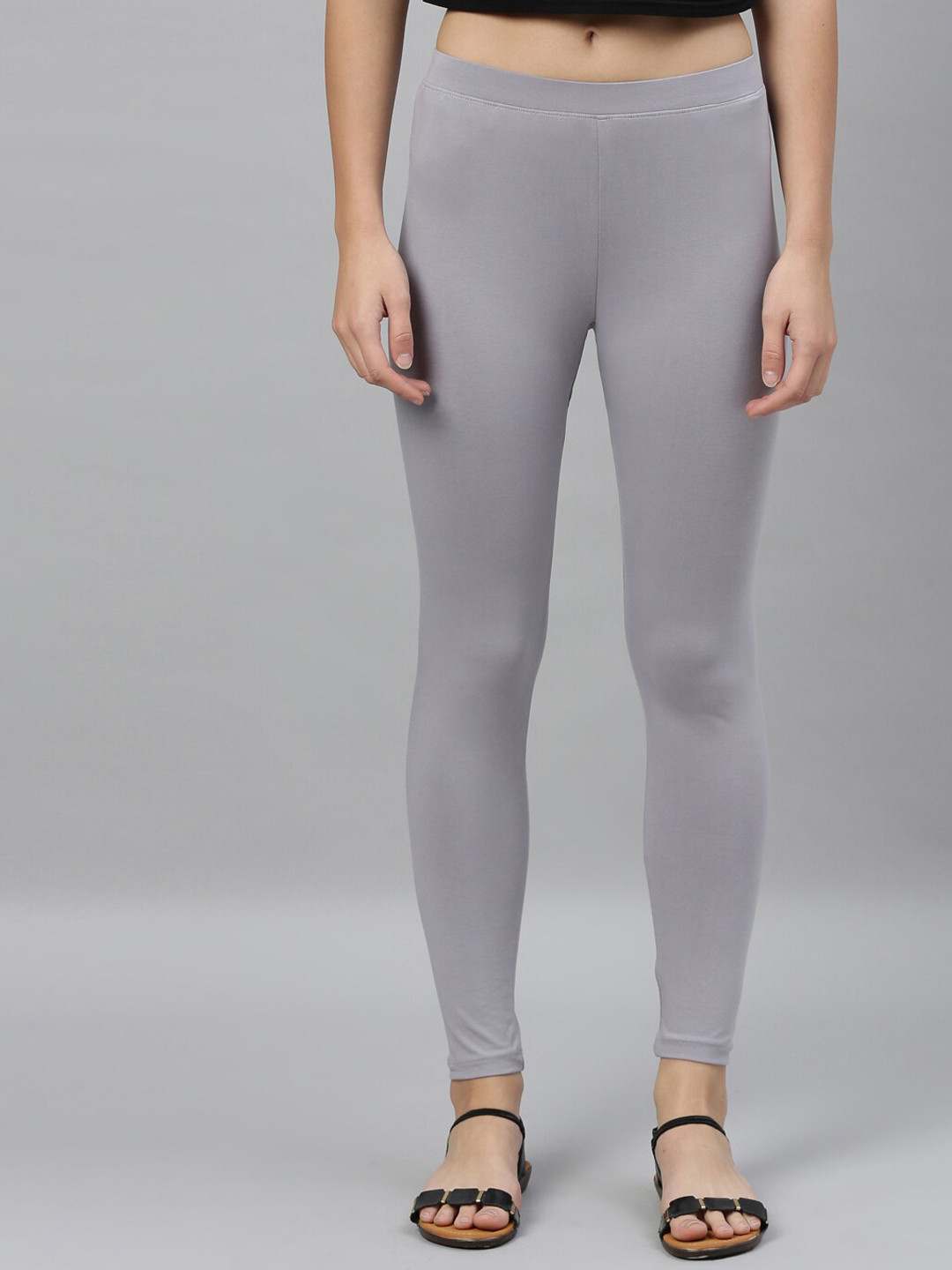 

Kryptic Women Grey Solid Ankle-Length Leggings