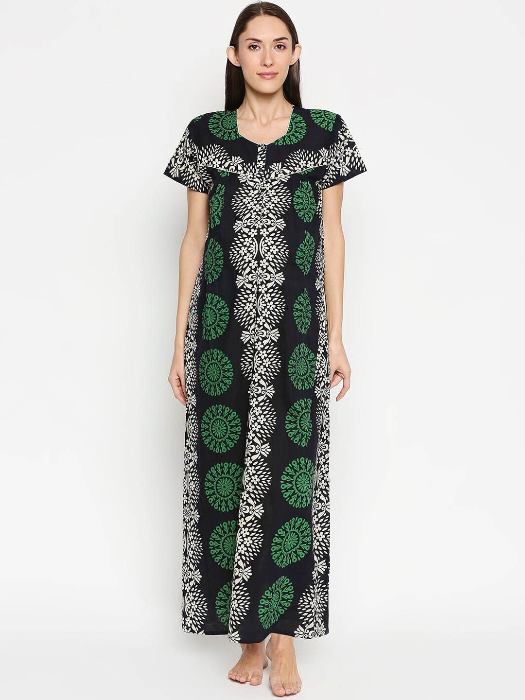 

AV2 Black & White Printed Nightdress