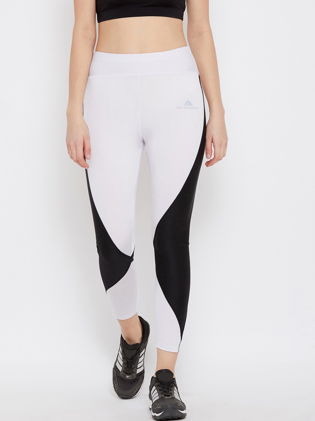 

AGIL ATHLETICA Women Black & White Printed Rapid-Dry Tights