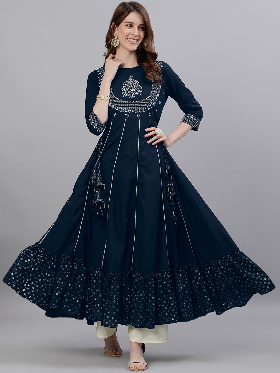 

Ishin Women Navy Blue Checked Anarkali Cotton Kurta