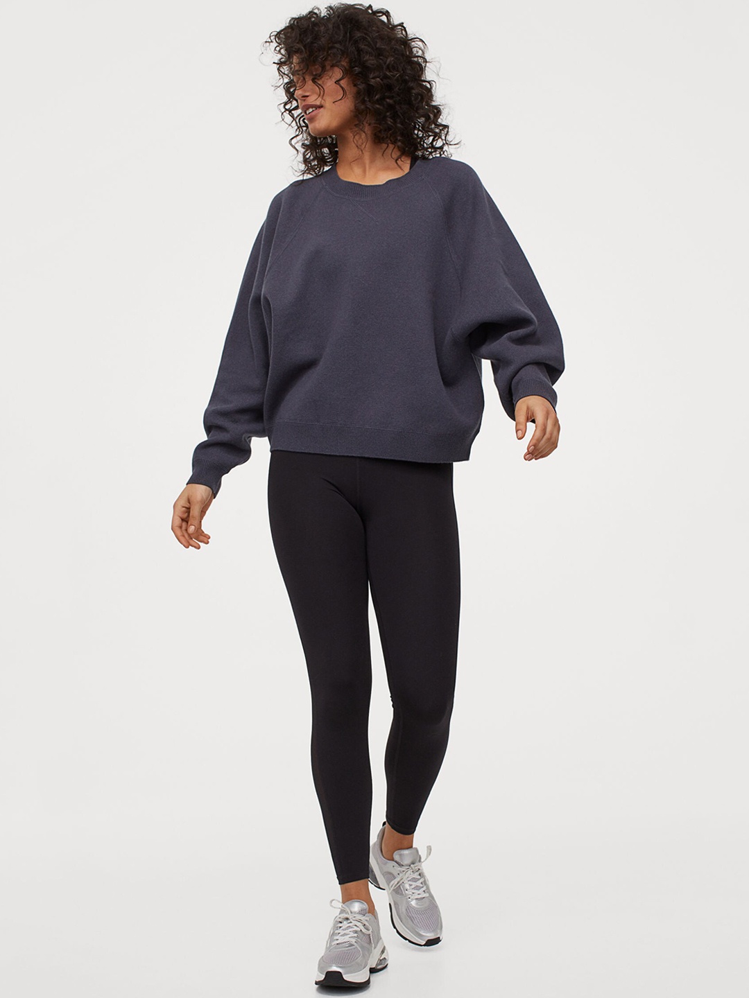 

H&M Women Black Solid Bum Sculpting Sports Sustainable Tights