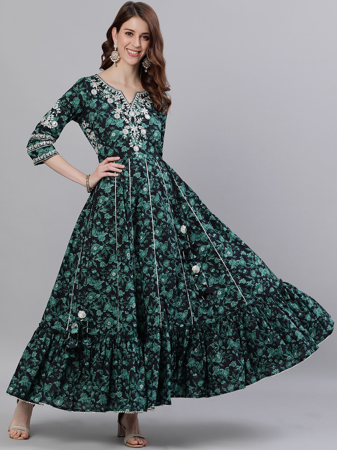 

Ishin Women Navy Blue & Green Printed Anarkali Kurta