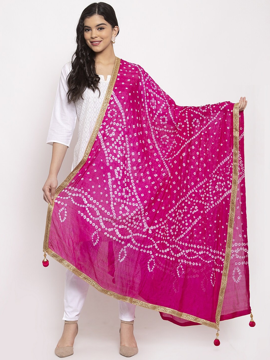

Clora Creation Magenta & White Bandhani Dyed Dupatta