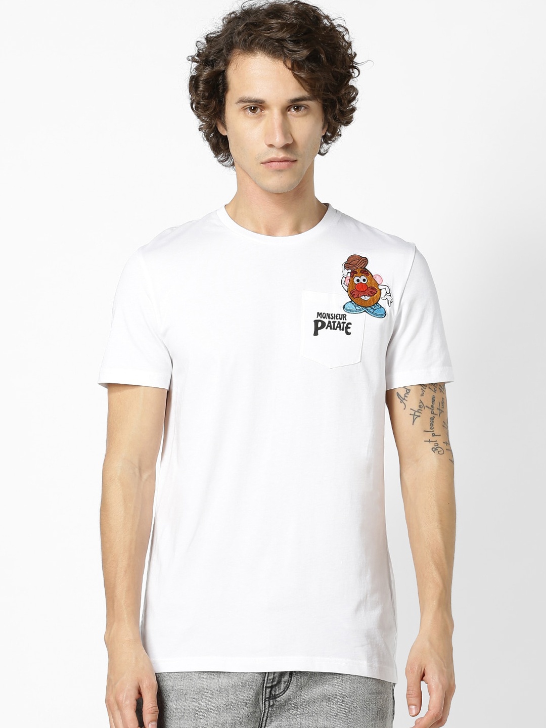 

Celio Men White Solid Round Neck Pure Cotton T-shirt