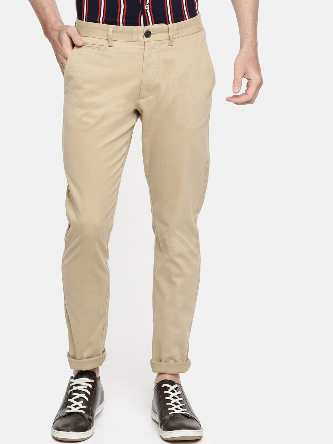 

Celio Men Beige Slim Fit Solid Chinos