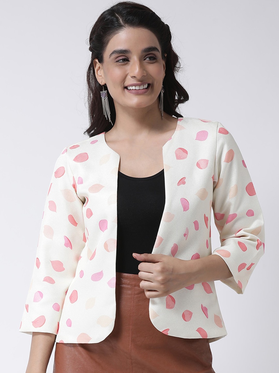 

Hangup Women Off-White Printed Lightweight Open Front Jacket