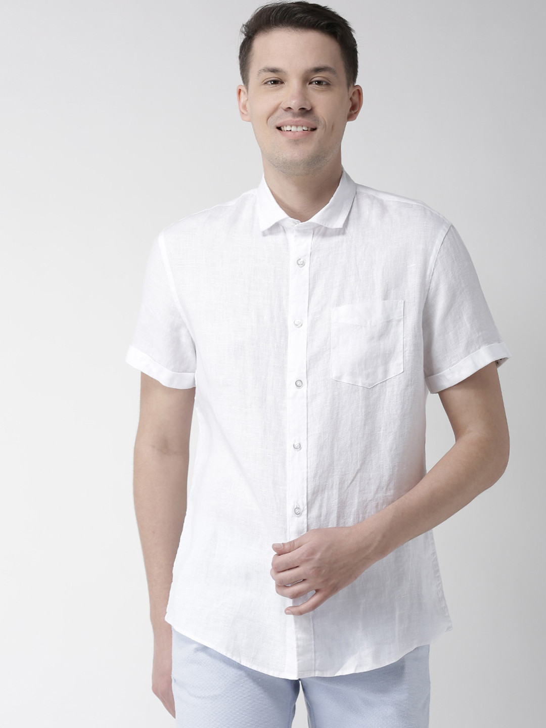 

Celio Men White Regular Fit Solid Casual Shirt