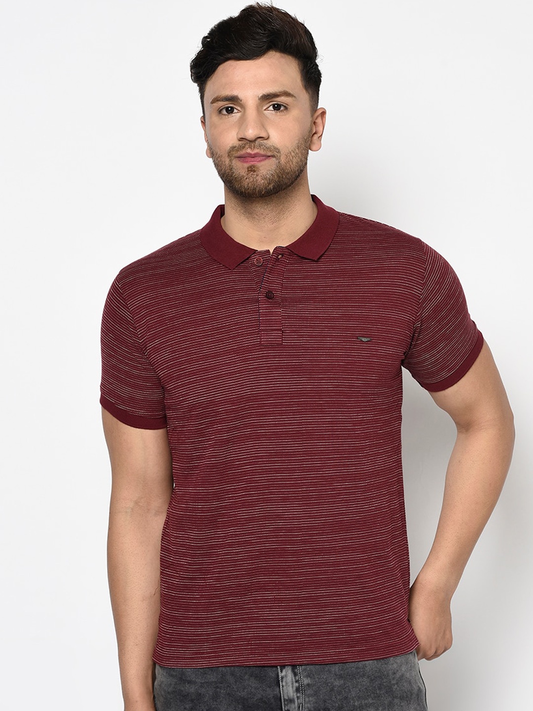 

Duke Men Red Striped Polo Collar T-shirt