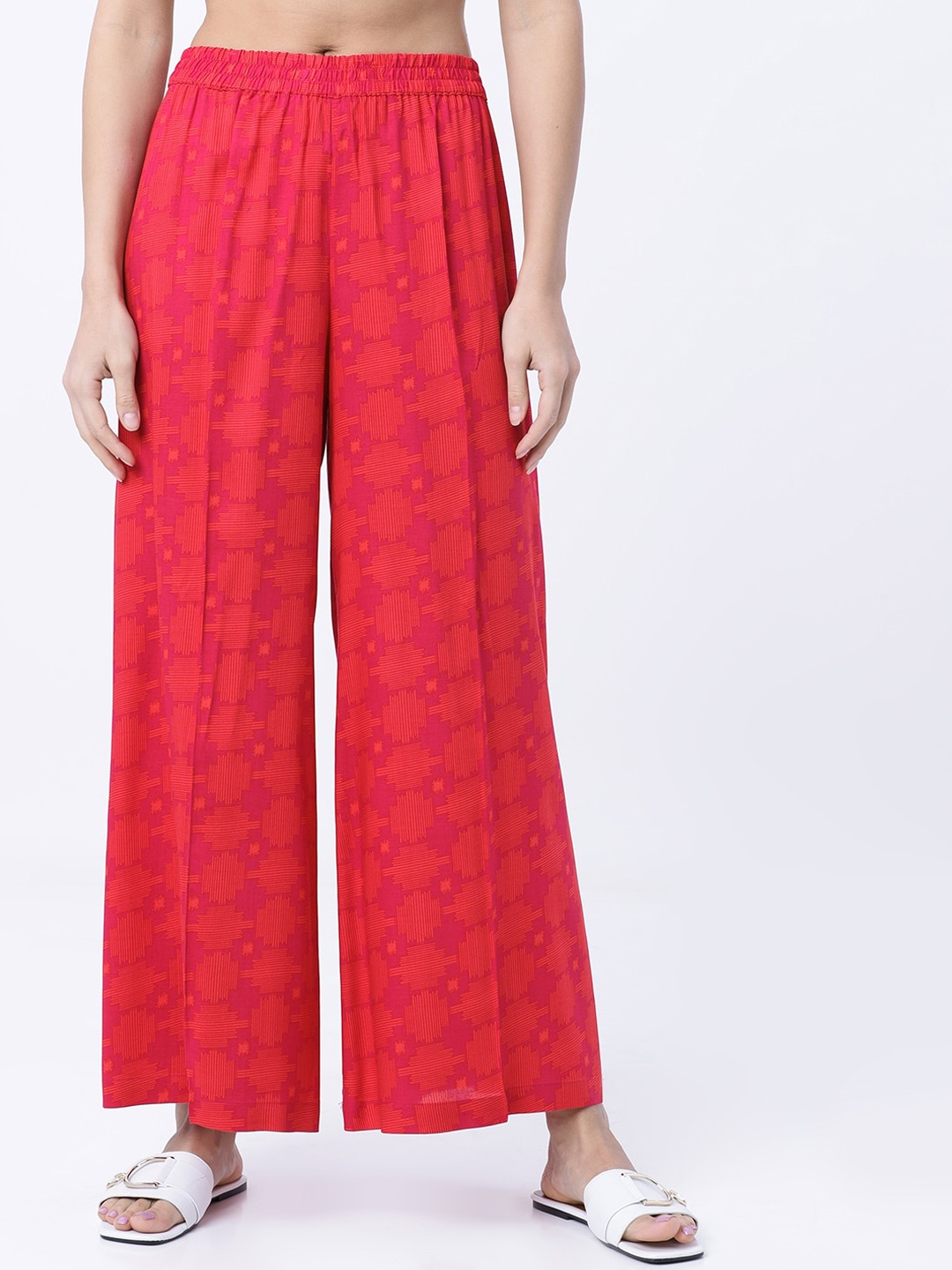 

Vishudh Women Red Printed Straight Palazzos