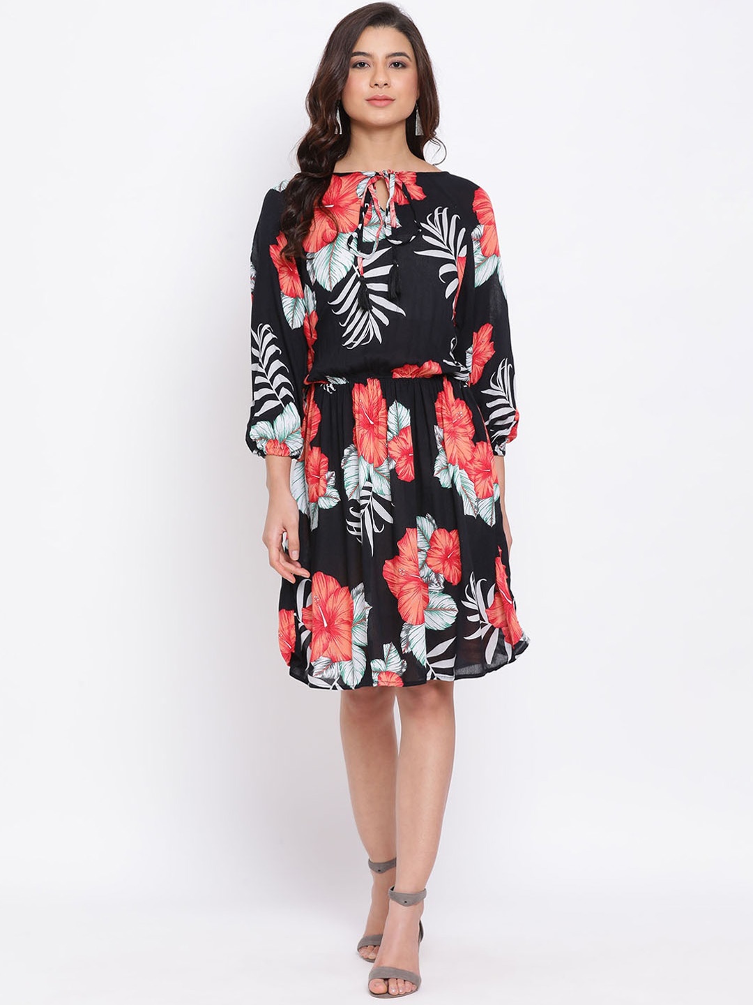 

Oxolloxo Women Black Printed Fit and Flare Dress