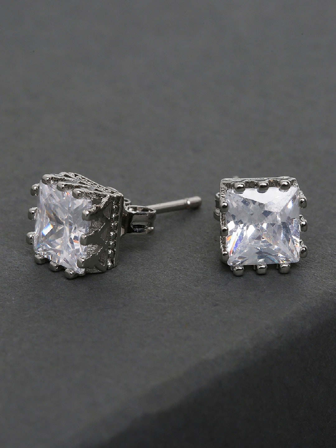 

OOMPH Silver-Toned & White Contemporary Studs