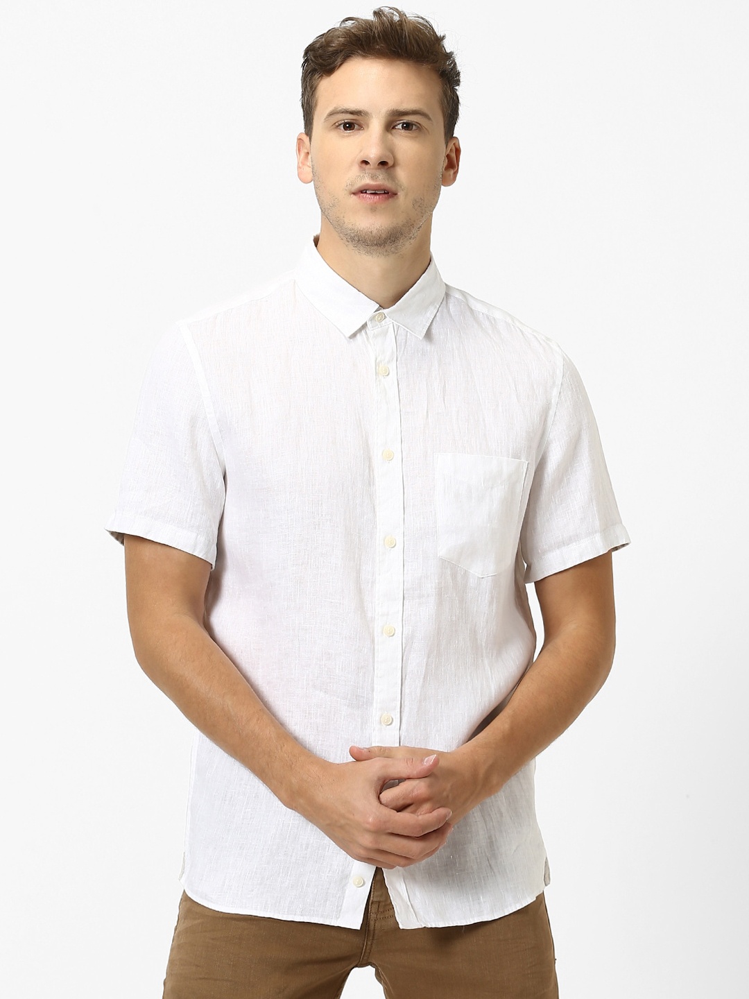 

Celio Men White Regular Fit Solid Casual Shirt