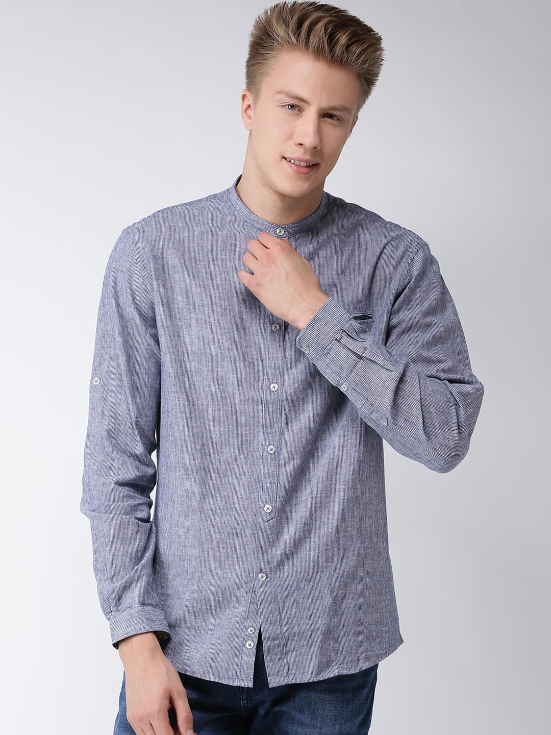 

Celio Men Navy Blue Regular Fit Solid Casual Shirt