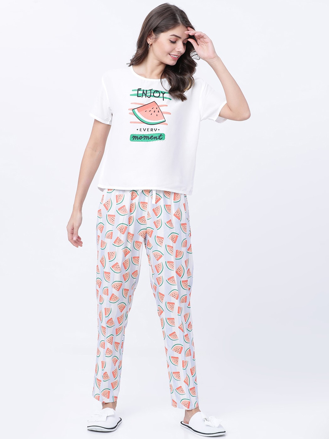 

Tokyo Talkies Women Pink & White Printed Night Suit