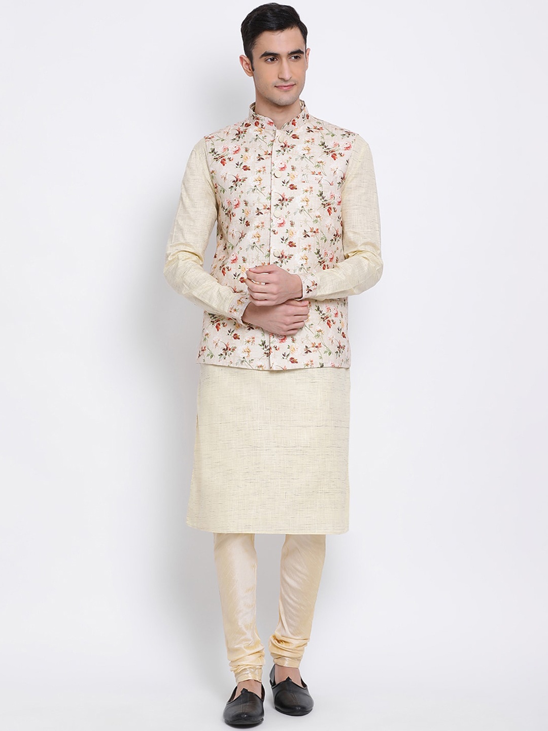 

Sanwara Men Beige Solid Kurta Bandi Jacket Set With Pyjamas