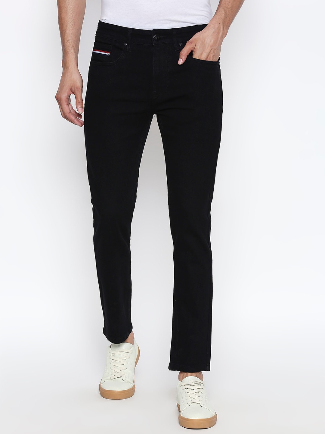 

People Men Black Skinny Fit Mid-Rise Clean Look Jeans