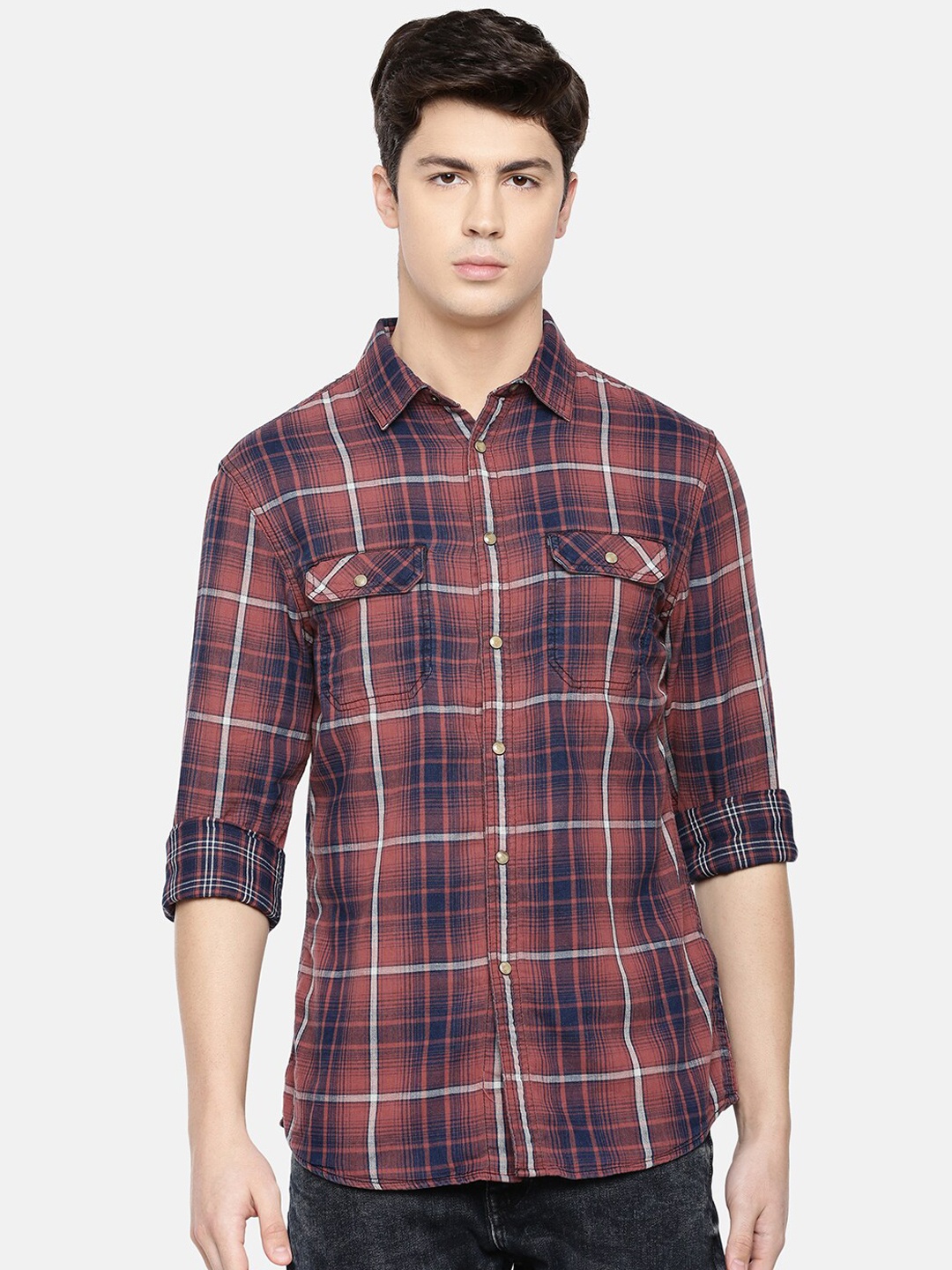 

Celio Men Red & Black Regular Fit Checked Casual Shirt