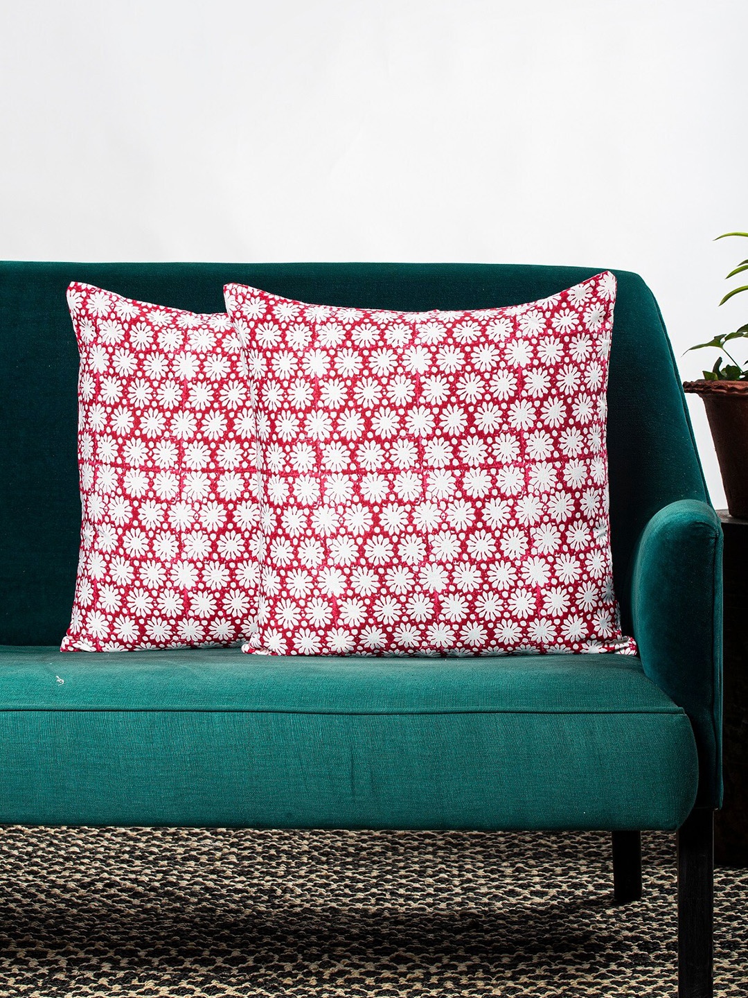 Contrast Living White & Red Set of 2 Abstract Square Cushion Covers