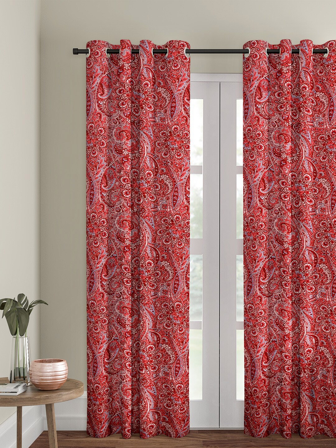

Cortina Red & Pink Single Digital Printed Door Curtain