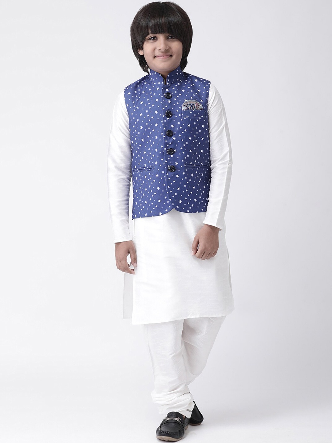 

Hangup Boys White & Blue Solid Kurta with Churidar with Jacket