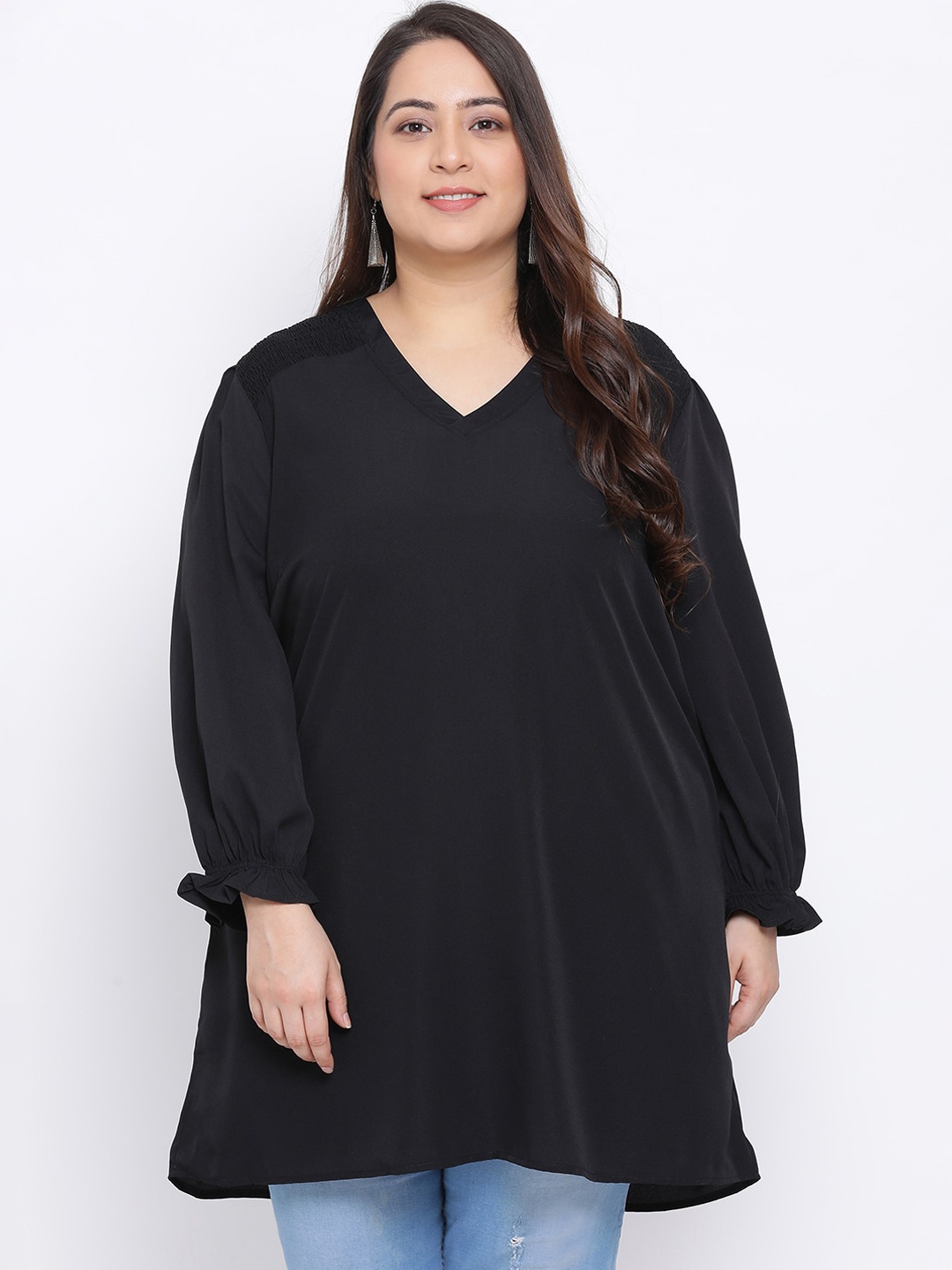 

Oxolloxo Women Black Solid Tunic