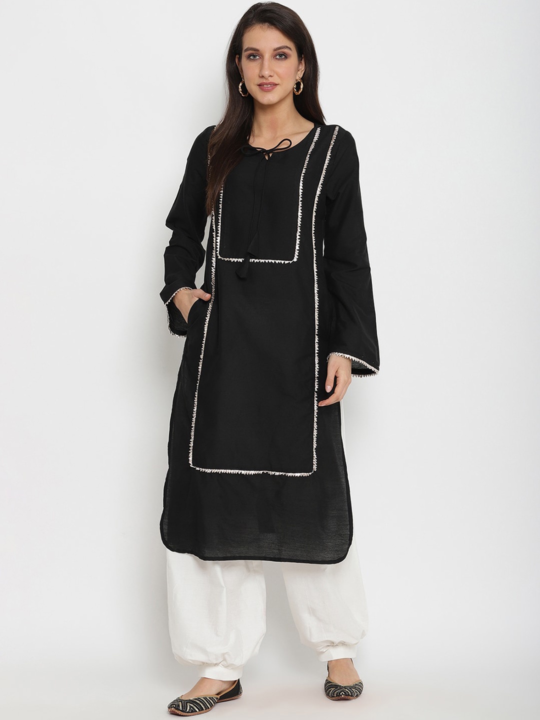 

Abhishti Cotton Silk Pathani Straight Kurta, Black