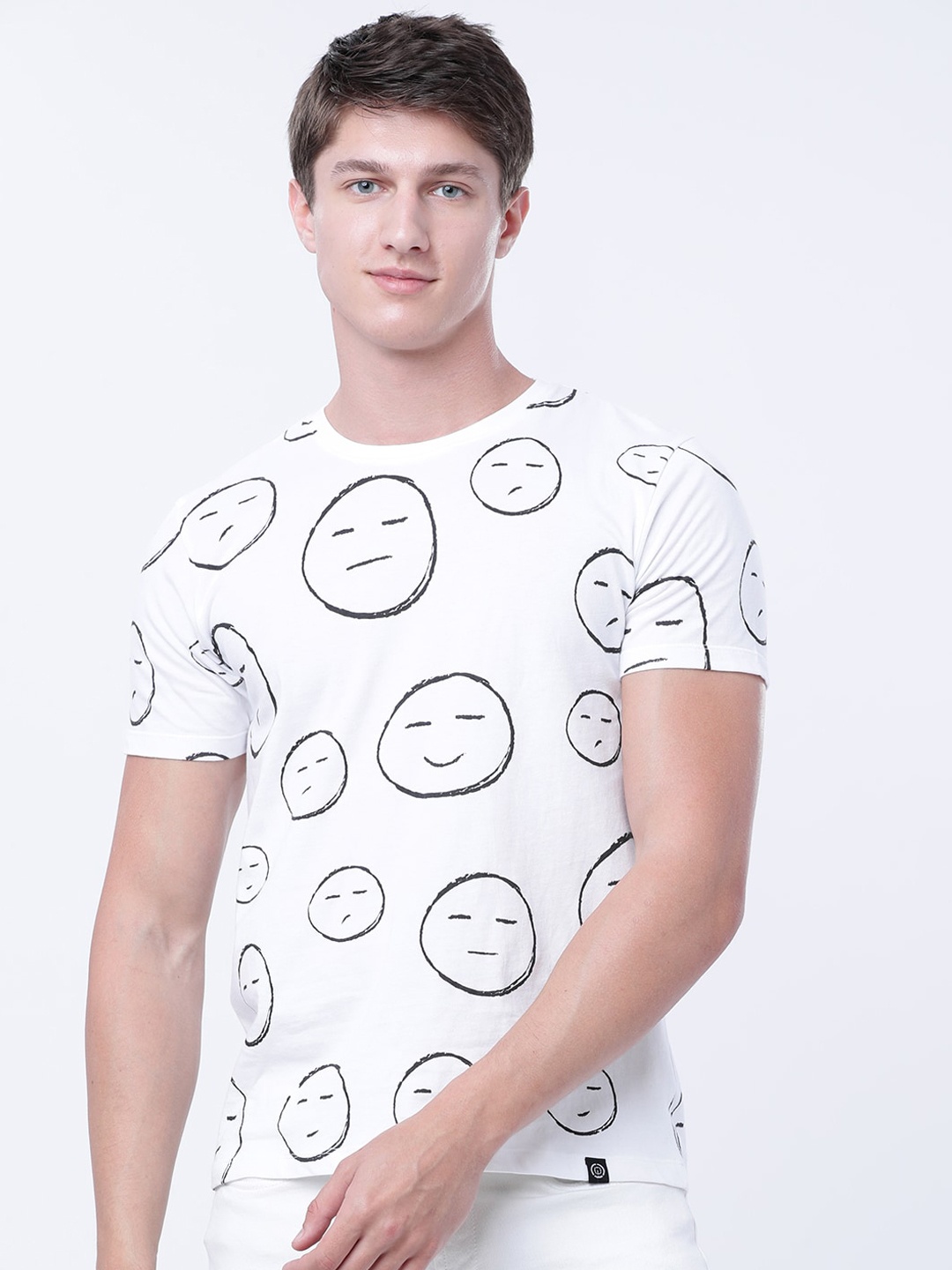 LOCOMOTIVE Men White Slim Fit Printed Round Neck T-shirt