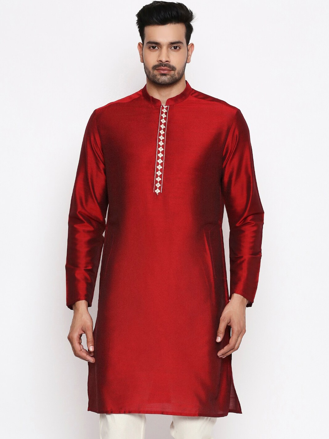 

indus route by Pantaloons Men Maroon Solid Straight Kurta