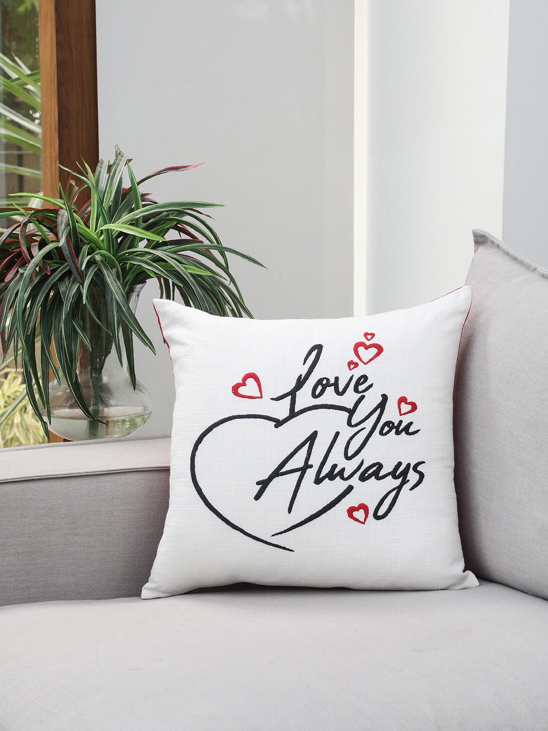 

BLUE BOAT Off-White & Red Single Embroidered Square Cushion Cover