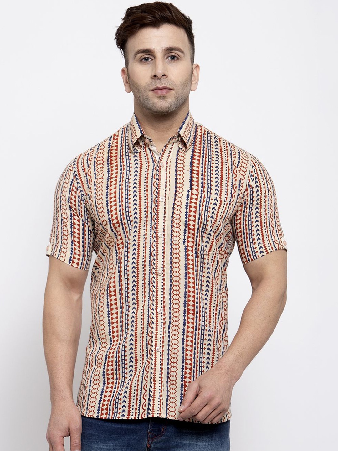 

Wintage Men Red Tailored Fit Checked Casual Shirt