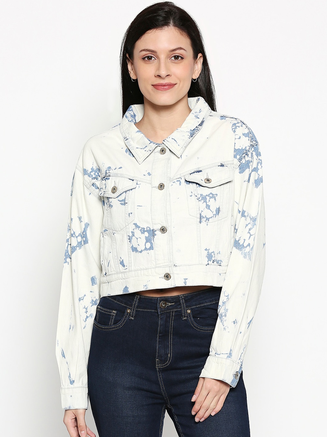 

People Women White & Blue Printed Crop Denim Jacket