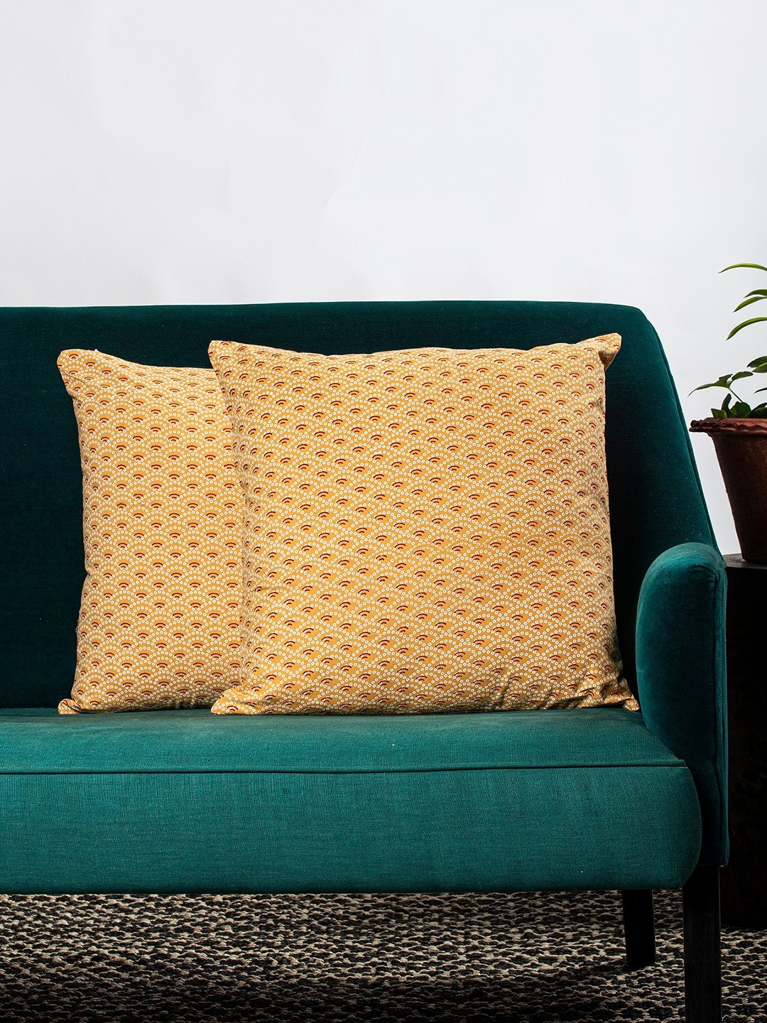 

Contrast Living Yellow & White Set of 2 Ethnic Motifs Square Cushion Covers