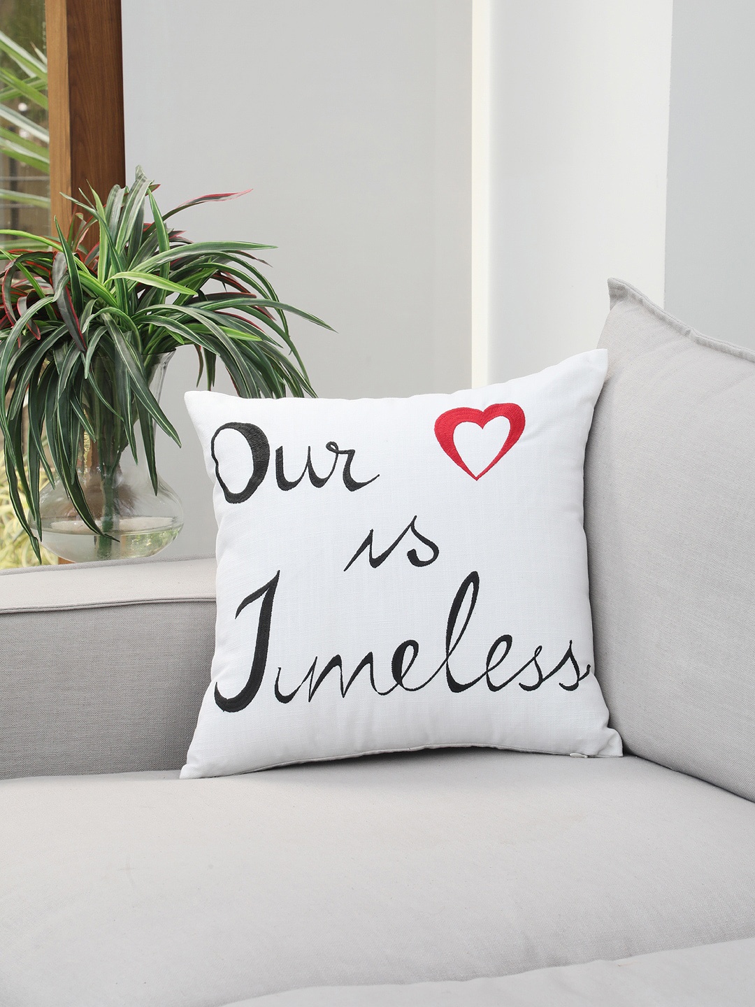 

BLUE BOAT Off-White & Black Single Quirky Square Cushion Cover