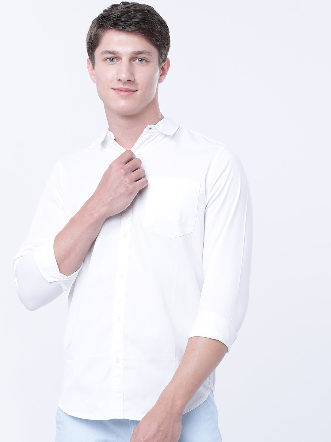 

HIGHLANDER Men White Slim Fit Solid Casual Shirt