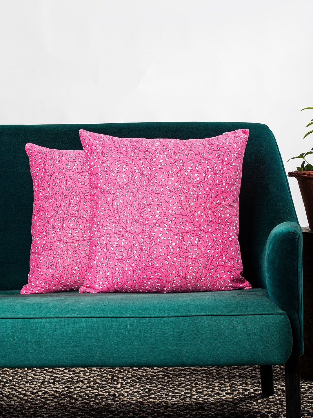 Contrast Living Pink & White Set of 2 Floral Cotton Square Cushion Covers