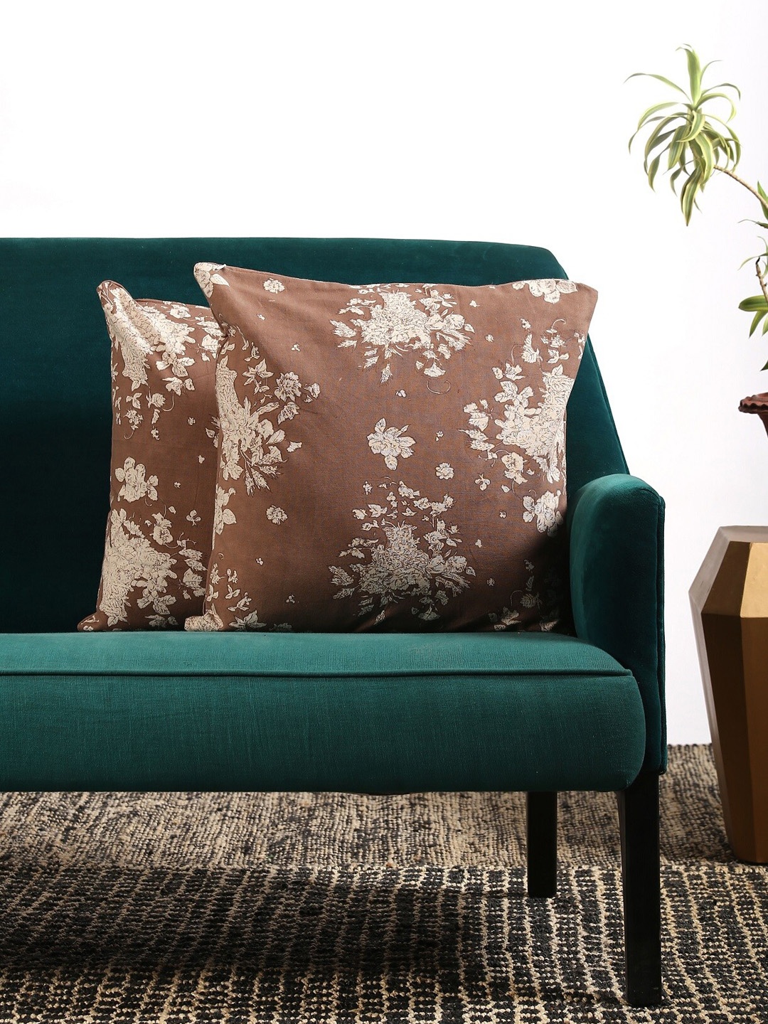 

Contrast Living Coffee Brown & Off-White Set of 2 Floral Square Cushion Covers