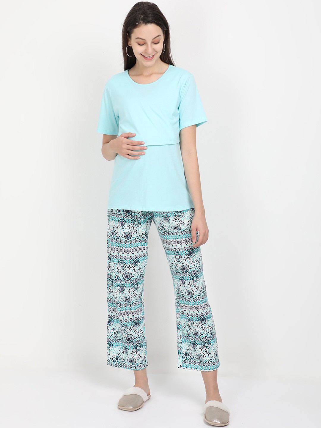 

The Mom Store Women Turquoise Blue & Black Printed Cotton Maternity Night Suit