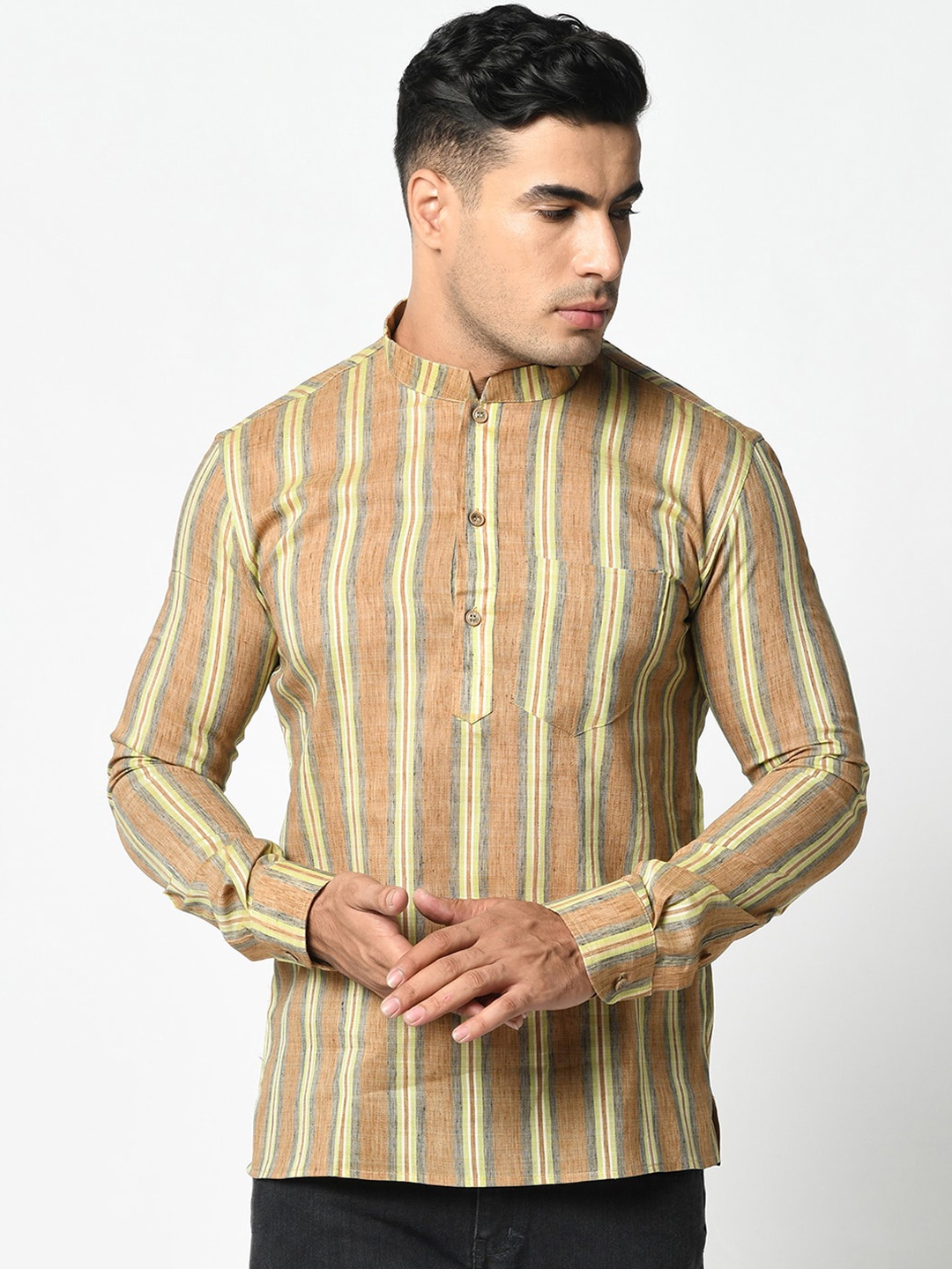 

LAMAAYA Men Brown Cotton Woven Short Kurta