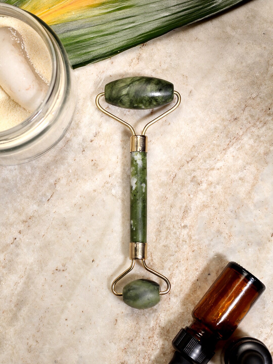 SKINDUZED Textured Jade Face Roller, Green