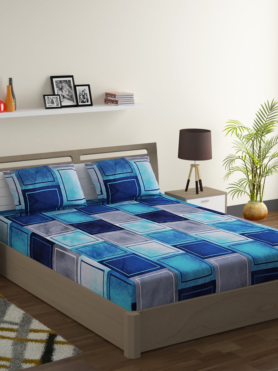 

SWAYAM Blue Geometric 210 TC Cotton 1 Queen Bedsheet with 2 Pillow Covers