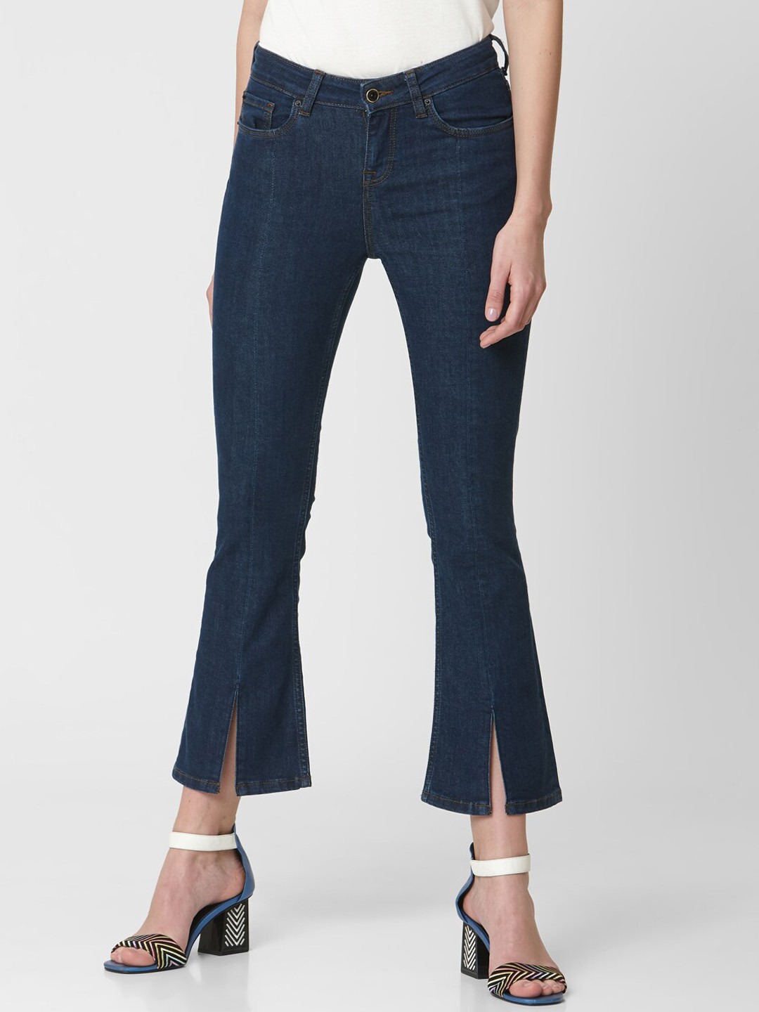 

Vero Moda Women Blue Bootcut Mid-Rise Clean Look Jeans