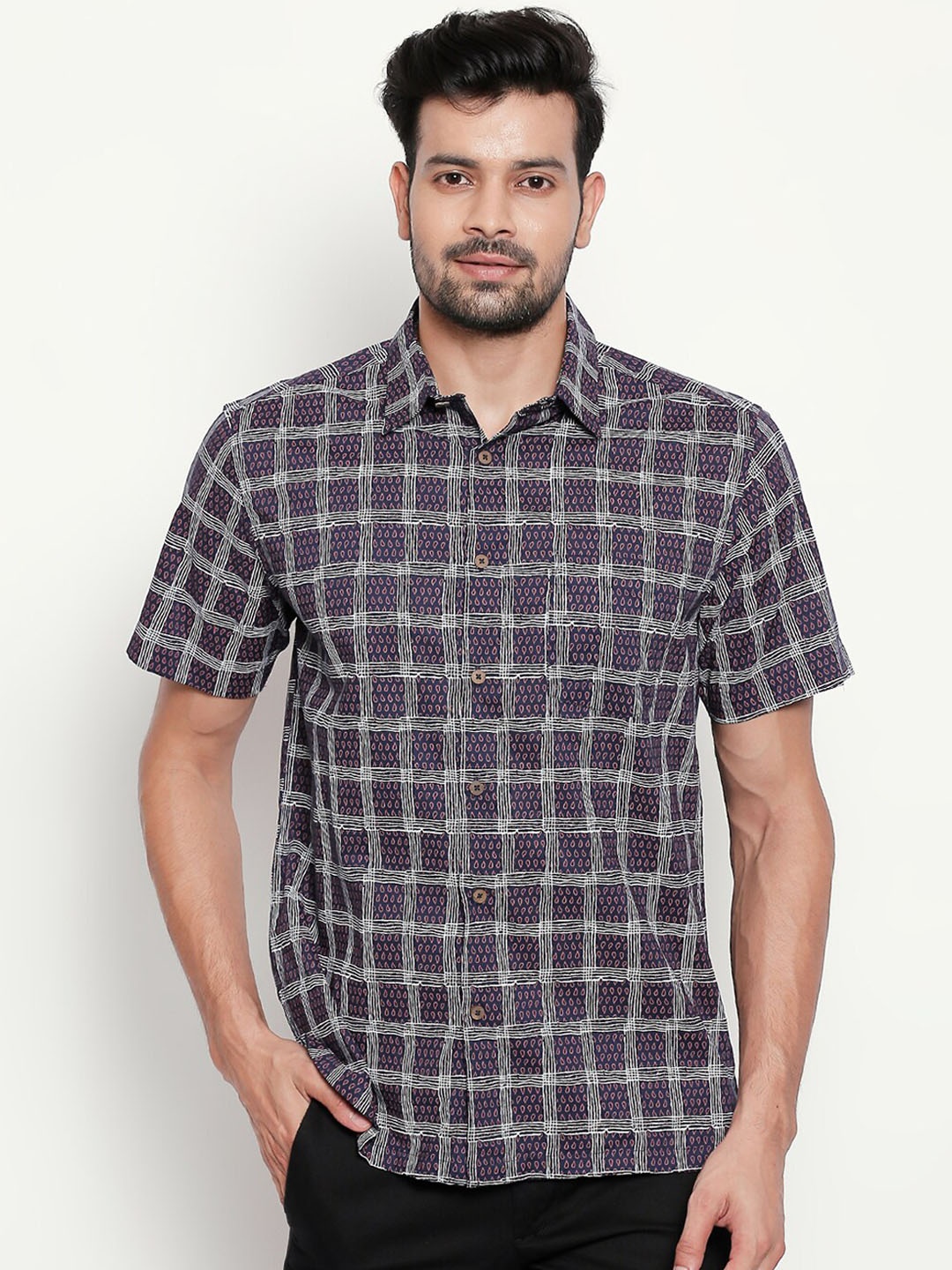 

indus route by Pantaloons Men Navy Blue & Off-White Regular Fit Printed Casual Shirt