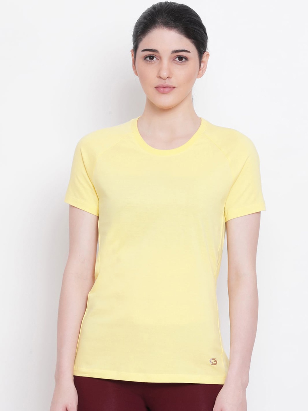 

Spolei Women Yellow Solid Round Neck T-shirt
